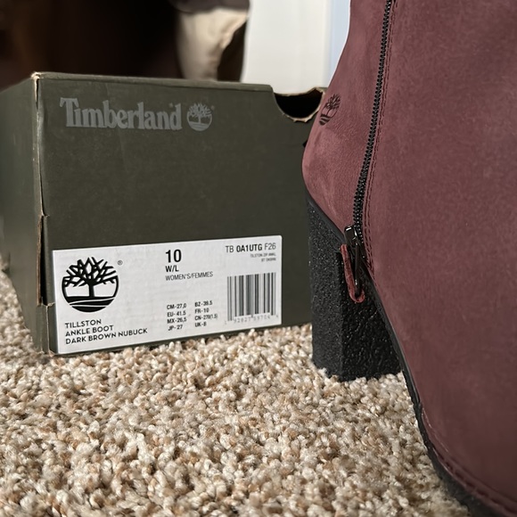 Women’s size 10 Brown Timberland Booties - Picture 3 of 4